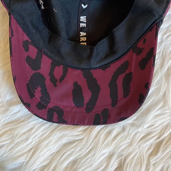 Hat - Picture 5 of 5